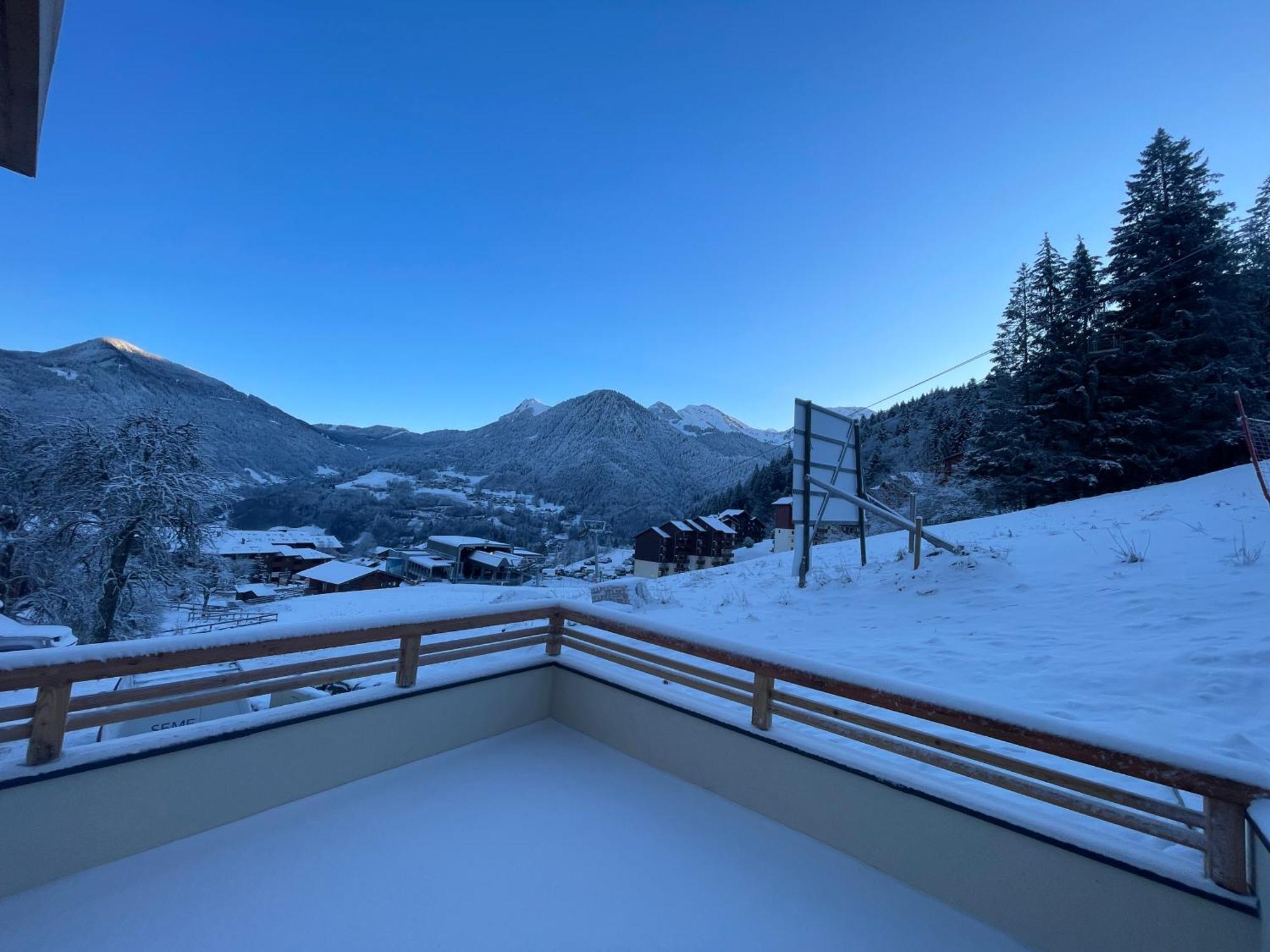 Dans Residence Neuve Le Snow Roc Sur Les Pistes, Grand Studio Cosy 5 Pers Avec Terrasse Panoramique, Sauna, Wifi Saint-Jean-dʼAulps Eksteriør bilde